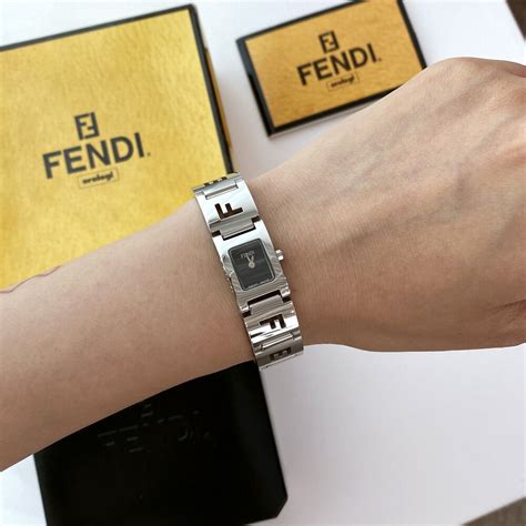 fendi vintage watches 550u|old fendi watches for sale.